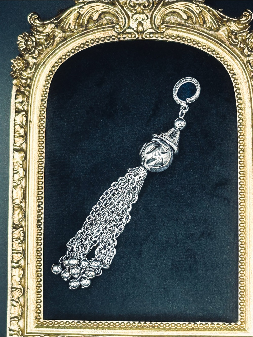 Vintage Silver Tone Liquid Chain Tassel Pendant, 4-Inch